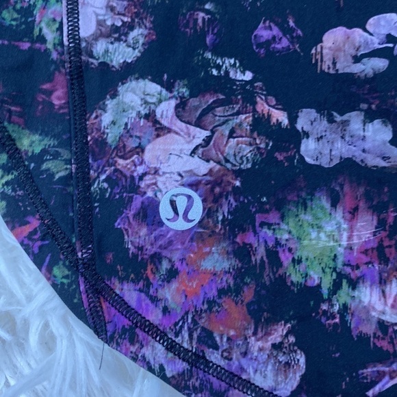 Lululemon Sculpt Tank II Floral Illusion Antique White Multi - Picture 3 of 4